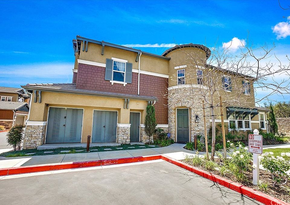 1st image of 16703 Nicklaus Dr Unit 31A