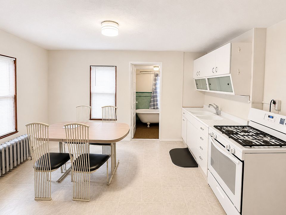 1st image of 219 Odell Ave #2