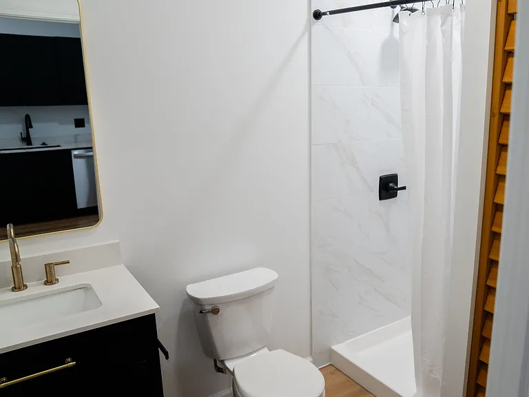 9301 Oakland Ave — Photo 19