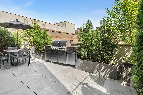 Rented by Town Residential | media 28