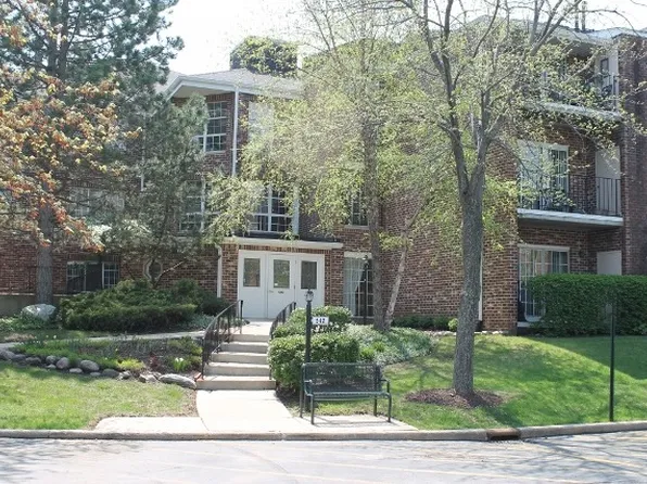 540 Biesterfield Rd, Elk Grove Village, IL 60007