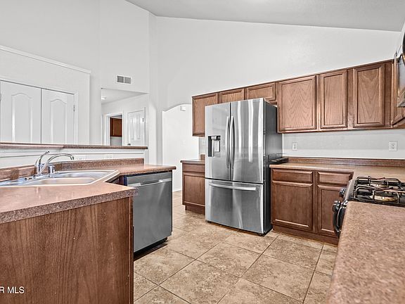 2nd image of 5044 Stampede Dr