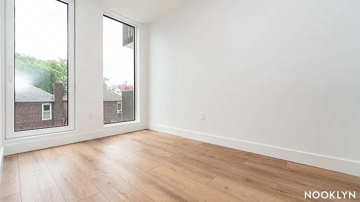 Bedroom, photo 2