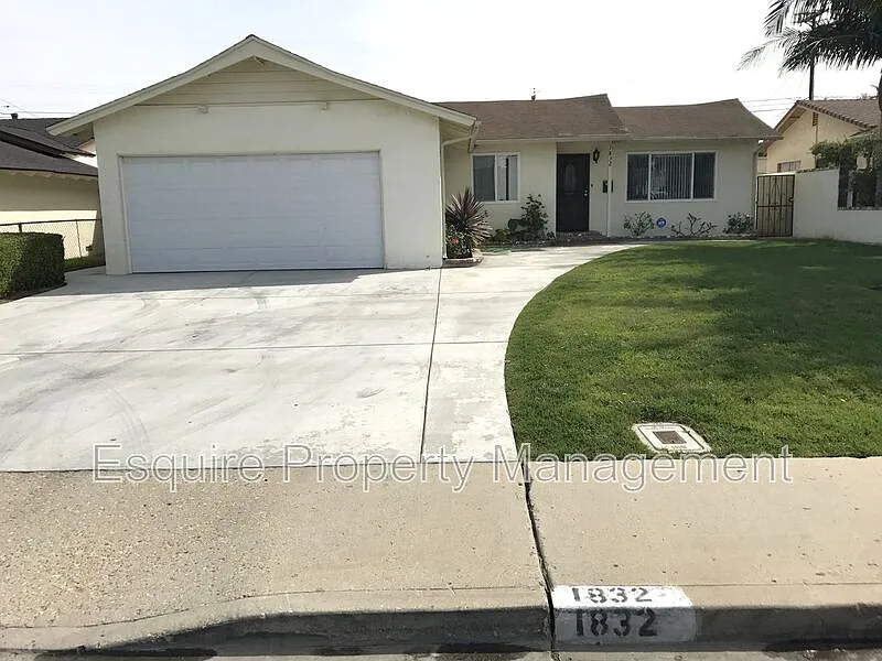 3 bed, 2.0 bath, 1071 sqft, $3,295 — Photo 1
