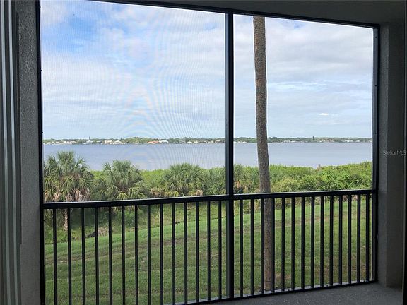 5th image of 1010 TIDEWATER SHORES LOOP #206