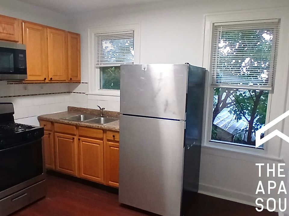 1st image of 4703 W Diversey Ave #2S