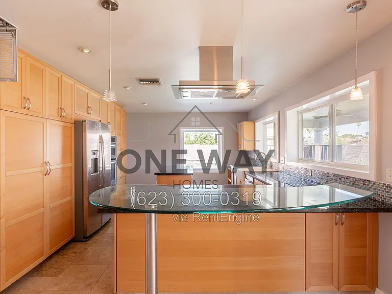 1325 W Lobo Ave — Photo 21