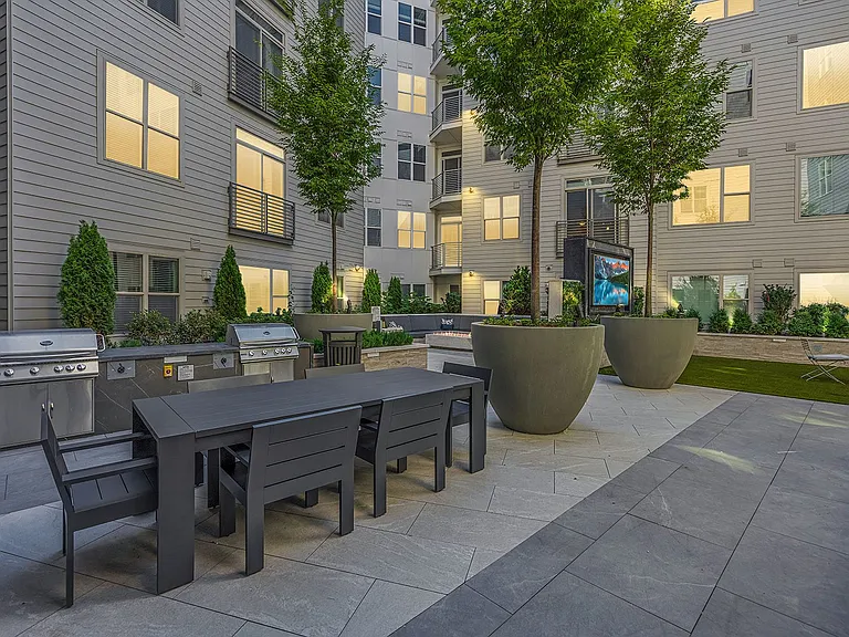 Urbane at Alewife — Photo 38