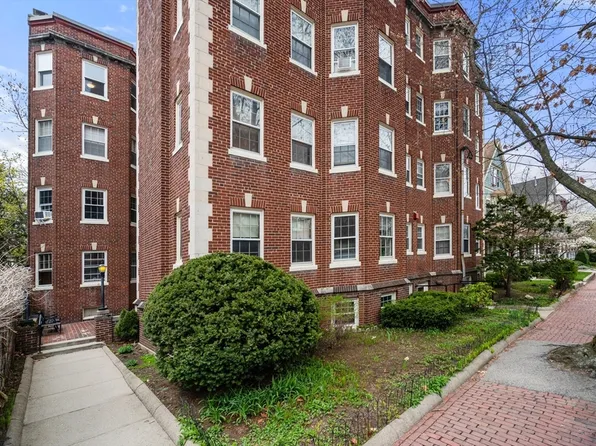 61 Garfield St APT 14, Cambridge, MA 02138