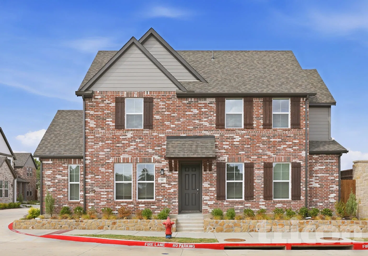 1002 Fallgate Drive Saginaw TX — Photo 1