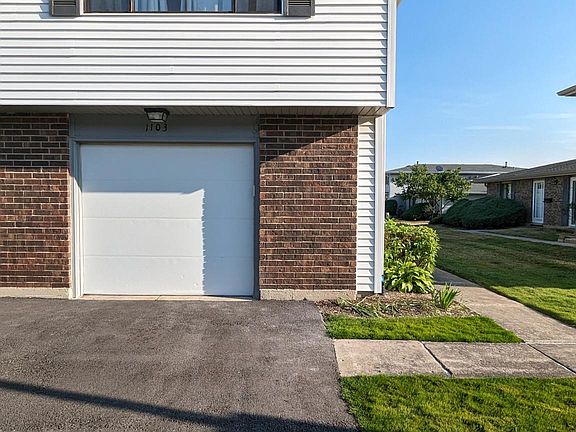 3rd image of 1103 Quanset Ct #1103