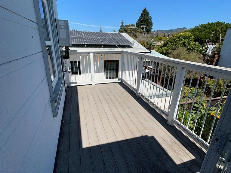 5814 Shattuck Ave #B — Photo 15