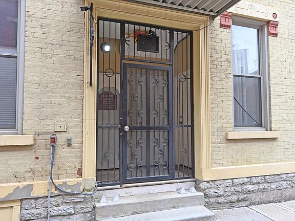 3rd image of 20 12th St Unit 401