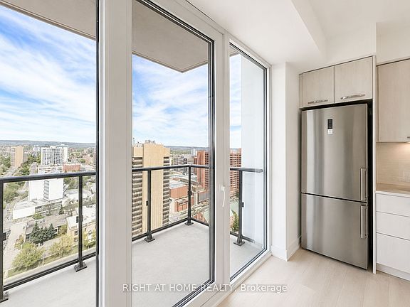 3rd image of 75 James St SW #2614