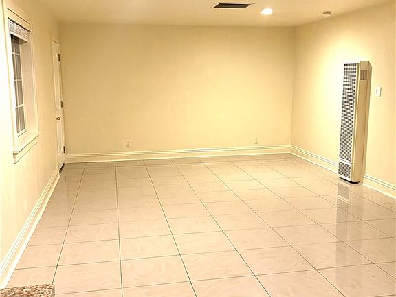 5th image of 10406 Pace Ave