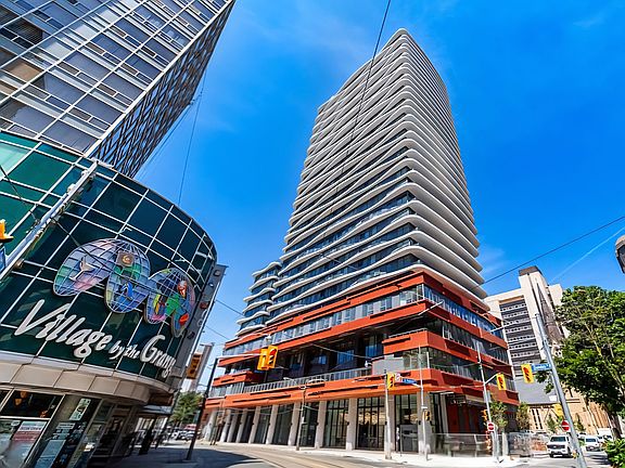 3rd image of 280 Dundas St W #2509