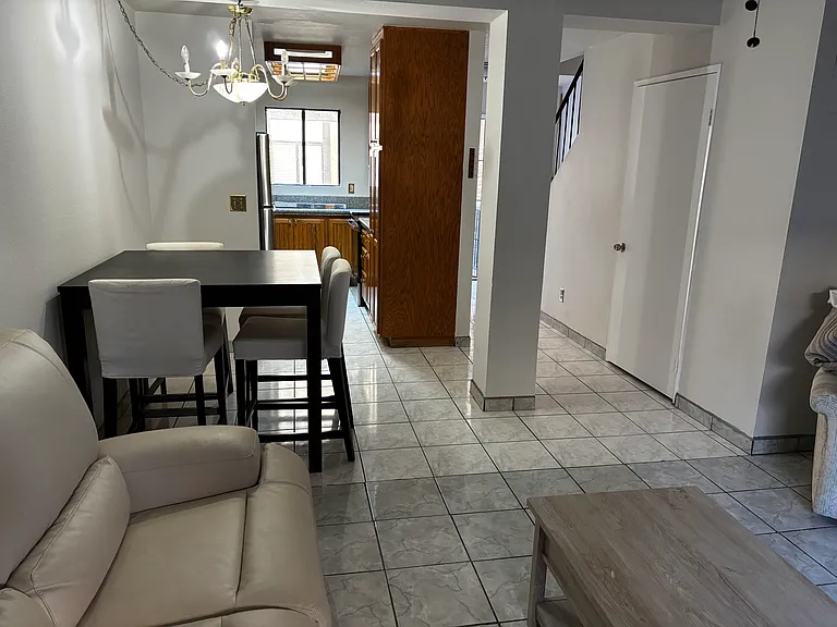 1632 Presioca St #7 — Photo 7