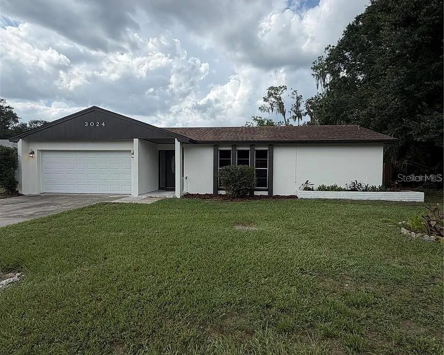 3024 Blown Feather Ln