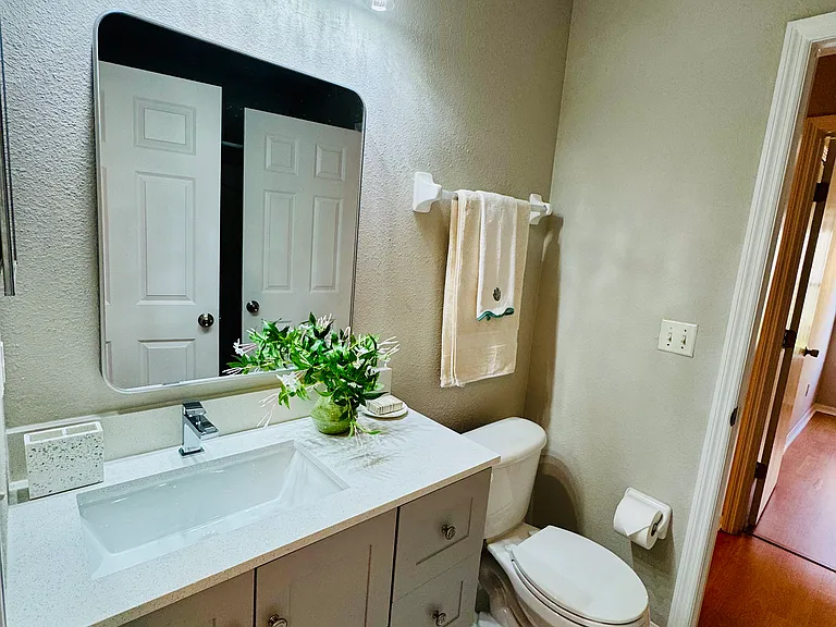 632 Briar Way Ln — Photo 11