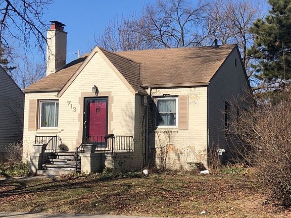 2nd image of 713 E Chesterfield Ave