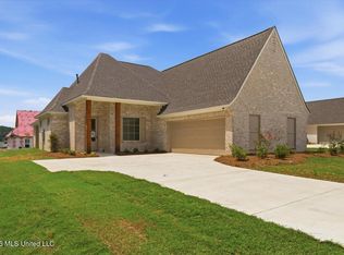 405 Old Maple Cv, Madison, MS 39110