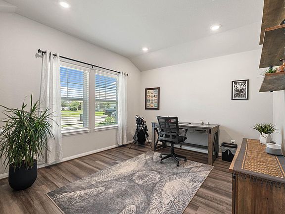 5th image of 2323 E Winding Pines Drive