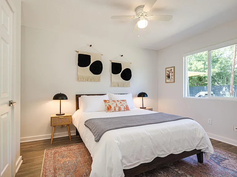 2202 Donna Dr — Photo 29