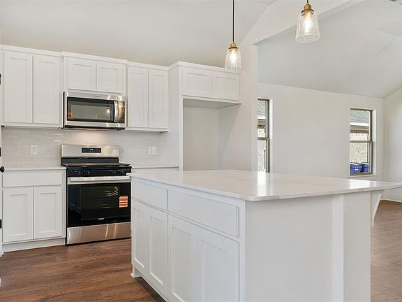 7th image of this home