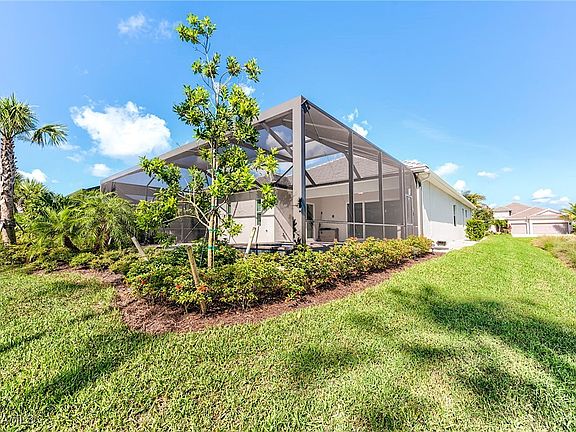 5th image of 13703 Blue Bay Cir