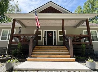 52 Hickory Ridge Dr, Ellijay, GA 30536