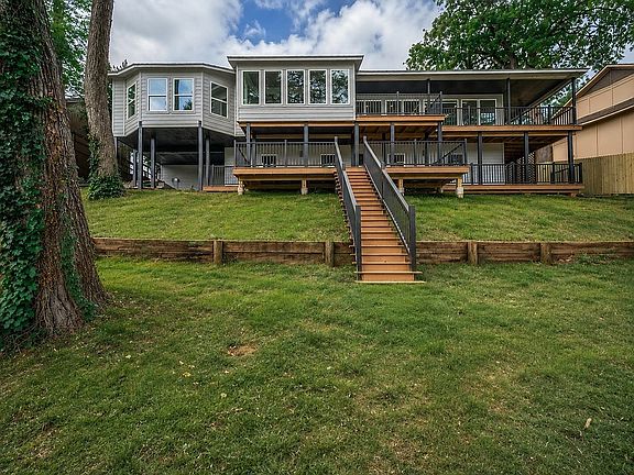 2nd image of 276 Hillshore Cir