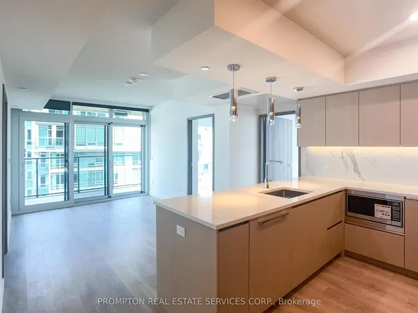 1 Concord Cityplace Way, Toronto, ON
