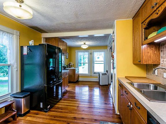 4th image of 12815 Turner Estates Dr