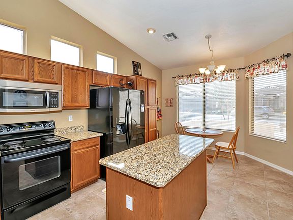 5th image of 4574 E Mia Ln
