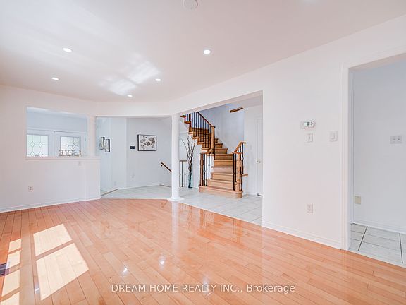 4th image of 91 Briar Path Ln