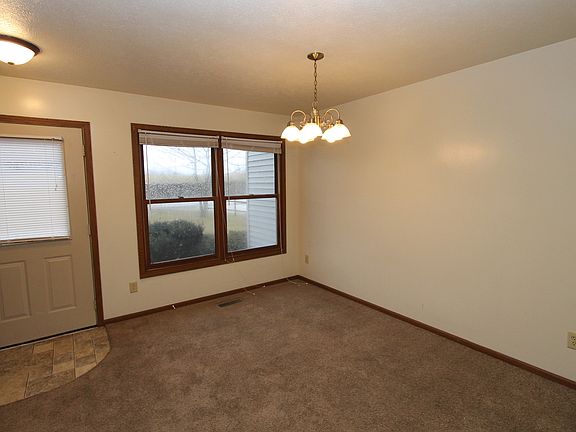 4th image of 815 W Wilden Ave #B