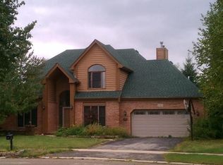 235 Ashley Ct, Oswego, IL 60543