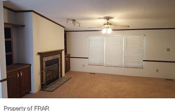 3rd image of 1001 Dunvegan Dr