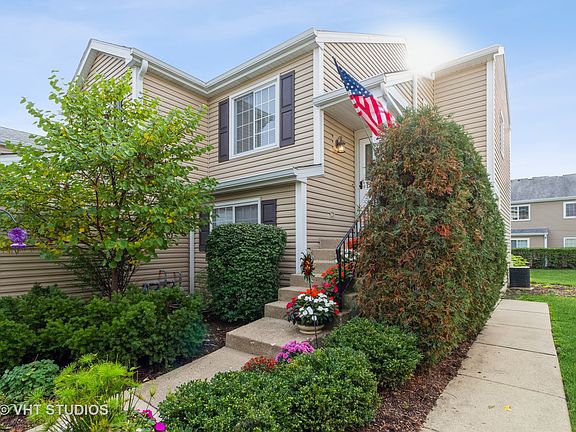 2nd image of 2125 Northwind Cir #13-4