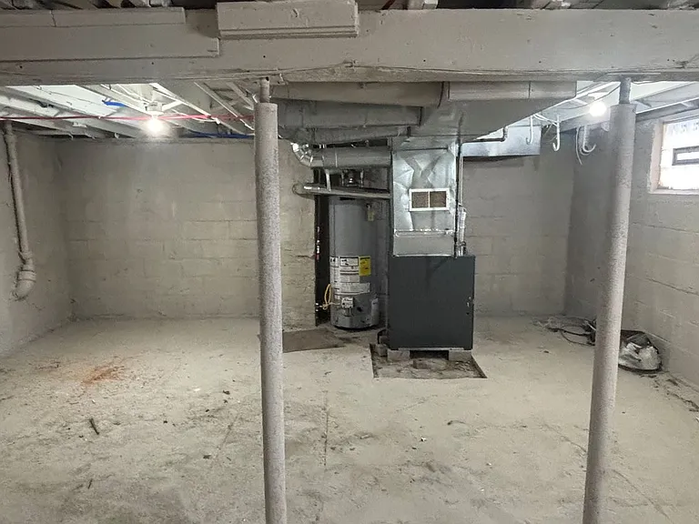 750 Brown St — Photo 19