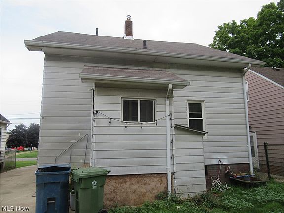 4th image of 10265 Ackley Rd