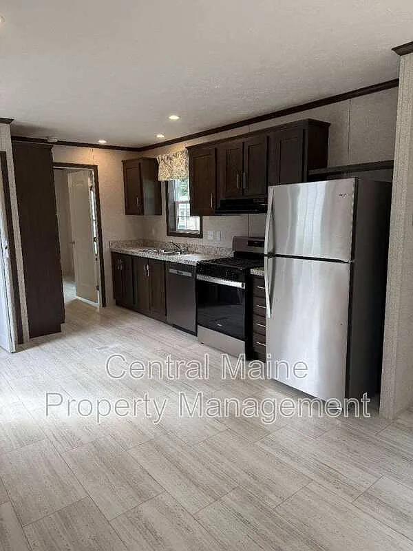 2 bed, 2.0 bath, $1,350 — Photo 3