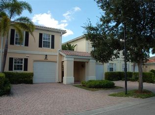 5329 Cove Cir, Naples, FL 34119