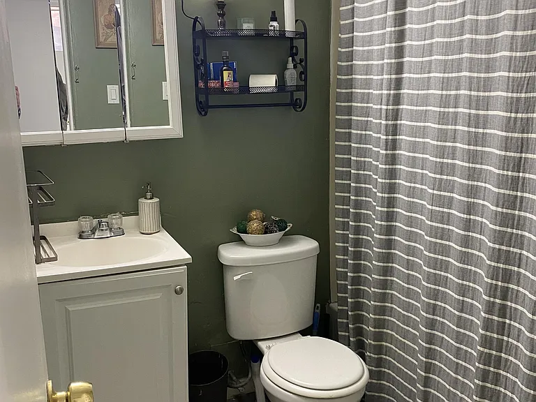 314 Stratford Avenue - 3 — Photo 11