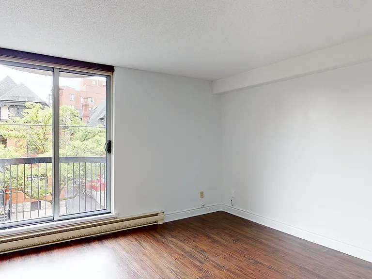 341 Maclaren St — Photo 28