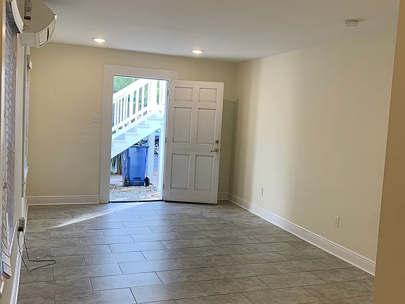 5th image of 2231 Dauphine St