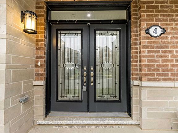 5th image of 4 Brenscombe Rd