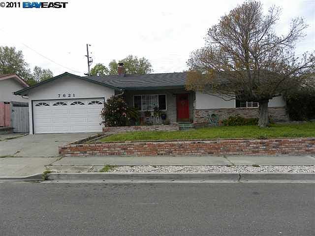 1st image of 7621 Ashford Way