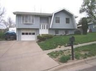 2008 Buffalo St, Pierre, SD 57501