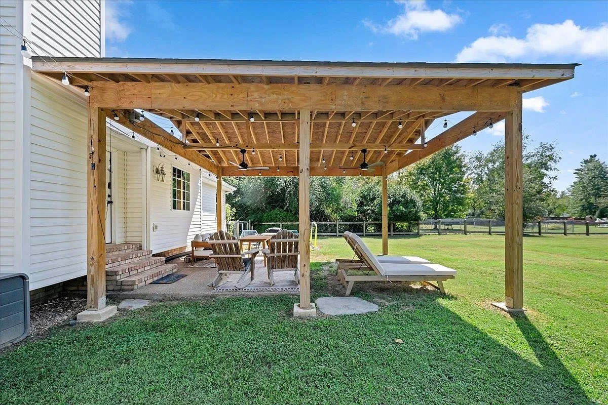 3 bed, 2.0 bath, $3,000 — Photo 4